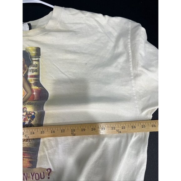 Captain Morgan Vtg 90s Graphic T Shirt Mens 2XL Cream Sexy Pinup Girl Spice Rum - Picture 7 of 8